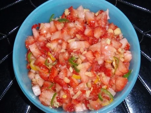 Spargel mit pikant zubereiteten Erdbeersalat - Rezept - Bild Nr. 7