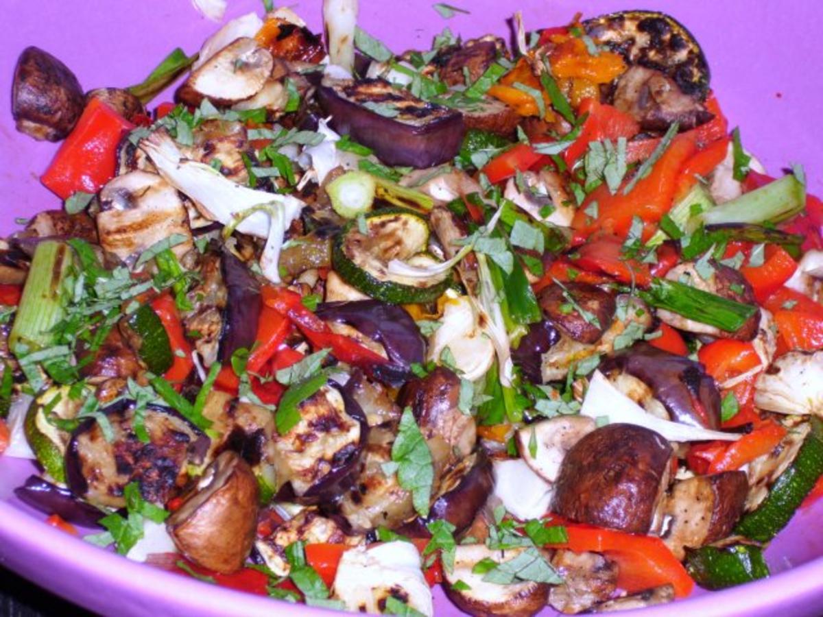 Salat von gegrilltem Gemüse - Rezept - Bild Nr. 10