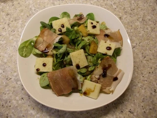 Feldsalat mit Äpfeln und Birnen - Rezept