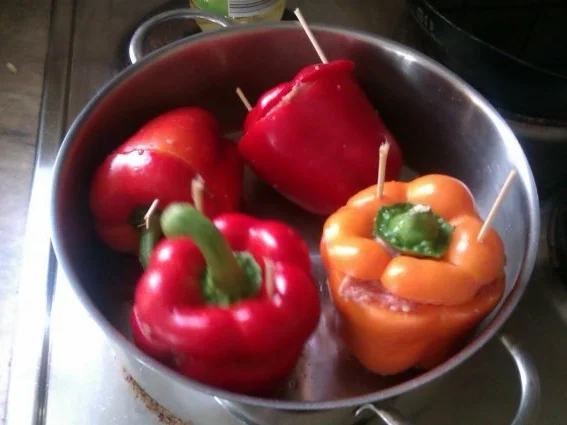 Rezept: Melanie´s gefüllte Paprikaschoten Bild Nr. 6 Melanie´s gefüllte Paprikaschoten - Rezept - Bild Nr. 6