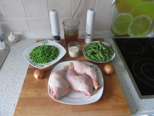 Rezept: Hähnchenkeulen mit Erbsen-Soße Bild Nr. 2 Hähnchenkeulen mit Erbsen-Soße - Rezept - Bild Nr. 2