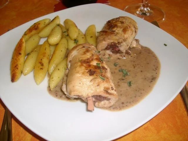 Gewurstelte Hähnchenroulade>> - Rezept - Bild Nr. 2