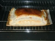 Hackfleischrolle ummantelt mit Blätterteig - Rezept