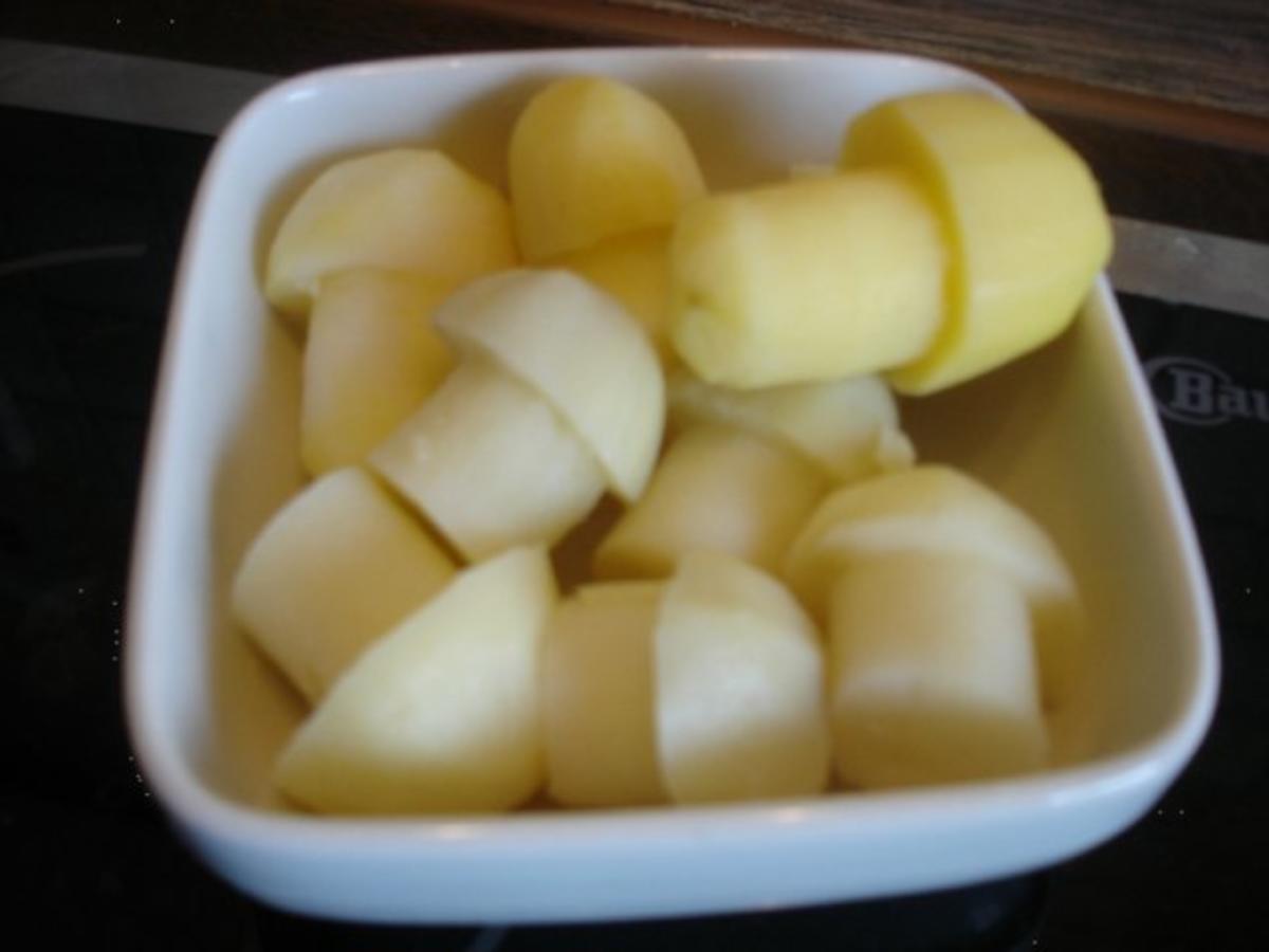 Spargel mit westfälischen Knochenschinken, Pilzkartoffeln und zerlassener Butter - Rezept - Bild Nr. 8