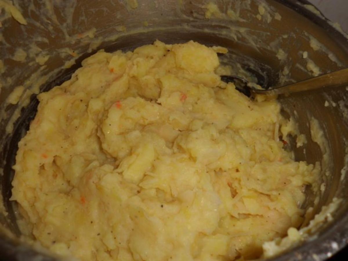 Fleisch: Rolle von Pute & Schwein in Orangen-Ananas-Soße und Kartoffel-Sauerkraut-Stampf - Rezept - Bild Nr. 5