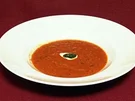 Tomatensuppe an Basilikumpesto und geröstetem Brot auf mallorquinische Art (Tim Toupet) - Rezept