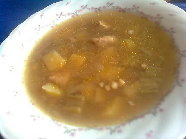 Rezept: Rhabarbersuppe--deftig-- Bild Nr. 4 Rhabarbersuppe--deftig-- - Rezept - Bild Nr. 4