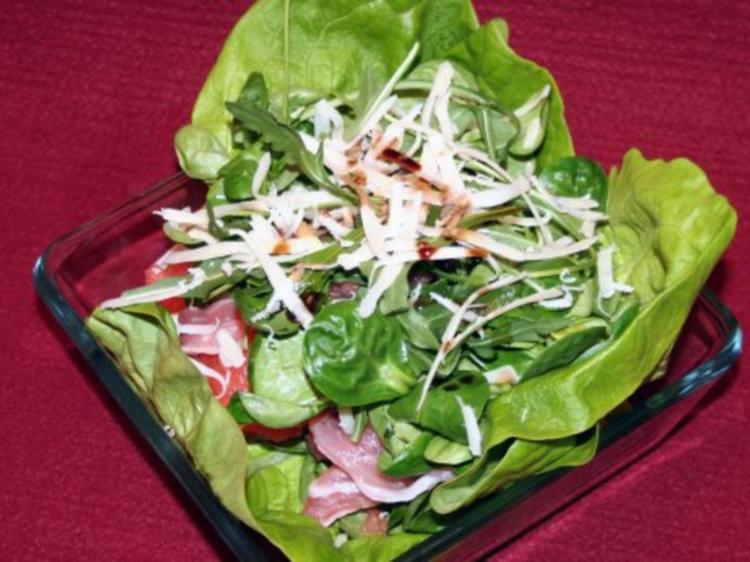 Salat mit Serrano Schinken und Melone - schnell &amp; einfach - von Das ...