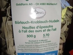 Spargelragout auf Bärlauch-Knoblauch-Nudeln - Rezept - Bild Nr. 3