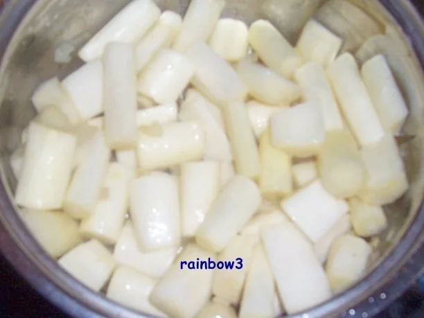 Rezept: Beilage: Spargelragout mit Sahnesauce Bild Nr. 3 Beilage: Spargelragout mit Sahnesauce - Rezept - Bild Nr. 3