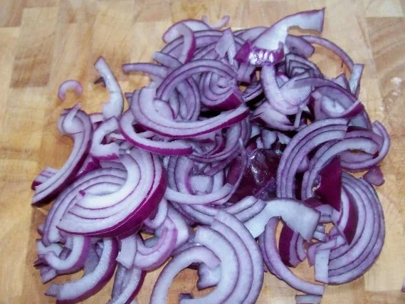 Rezept: Fruchtig-scharfes Rhabarber-Chutney Bild Nr. 4 Fruchtig-scharfes Rhabarber-Chutney - Rezept - Bild Nr. 4