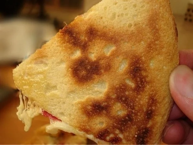 Rezept: Original Pizzateig schnell zubereitet Bild Nr. 2 Original Pizzateig schnell zubereitet - Rezept - Bild Nr. 2