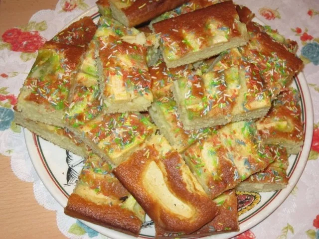 Rezept: Tassenkuchen mit Obst Bild Nr. 2 Tassenkuchen mit Obst - Rezept - Bild Nr. 2