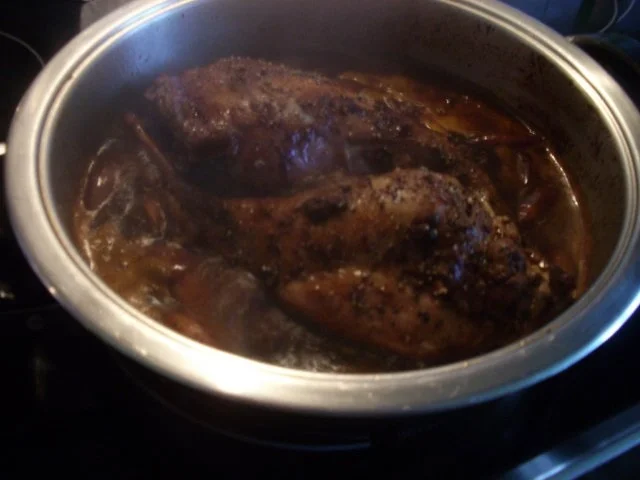 Rezept: Kaninchenkeulen mit Schalotten geschmort Bild Nr. 8 Kaninchenkeulen mit Schalotten geschmort - Rezept - Bild Nr. 8