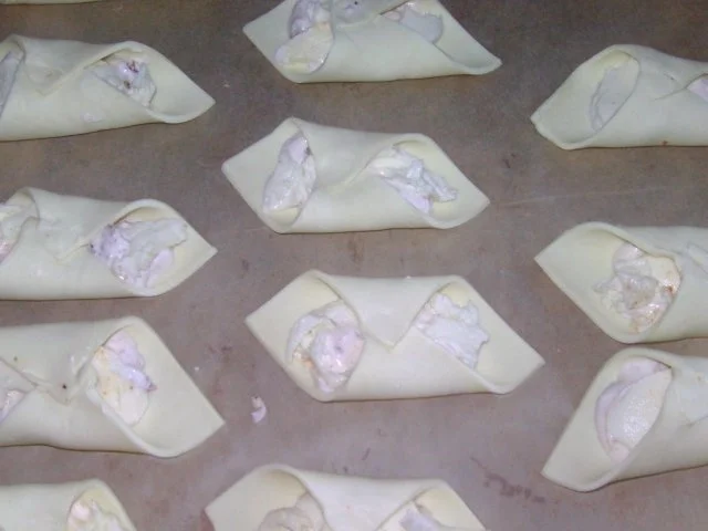 Rezept: Blätterteig: Tomate-Mozarella Bild Nr. 6 Blätterteig: Tomate-Mozarella - Rezept - Bild Nr. 6