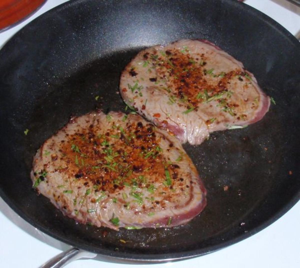 Gourmet-Steak mit warmen Spargelsalat - Rezept - Bild Nr. 5
