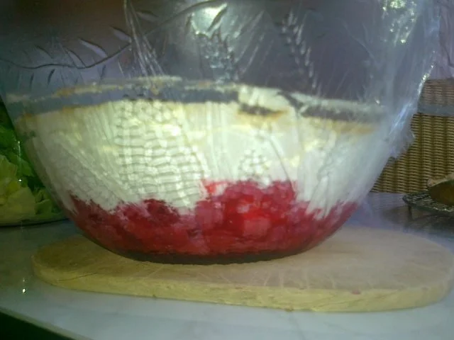 Rezept: Schnelle Joghurtsahne mit Himbeeren... Bild Nr. 7 Schnelle Joghurtsahne mit Himbeeren... - Rezept - Bild Nr. 7