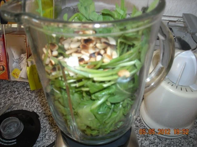 Rezept: Rucolapesto Bild Nr. 3 Rucolapesto - Rezept - Bild Nr. 3