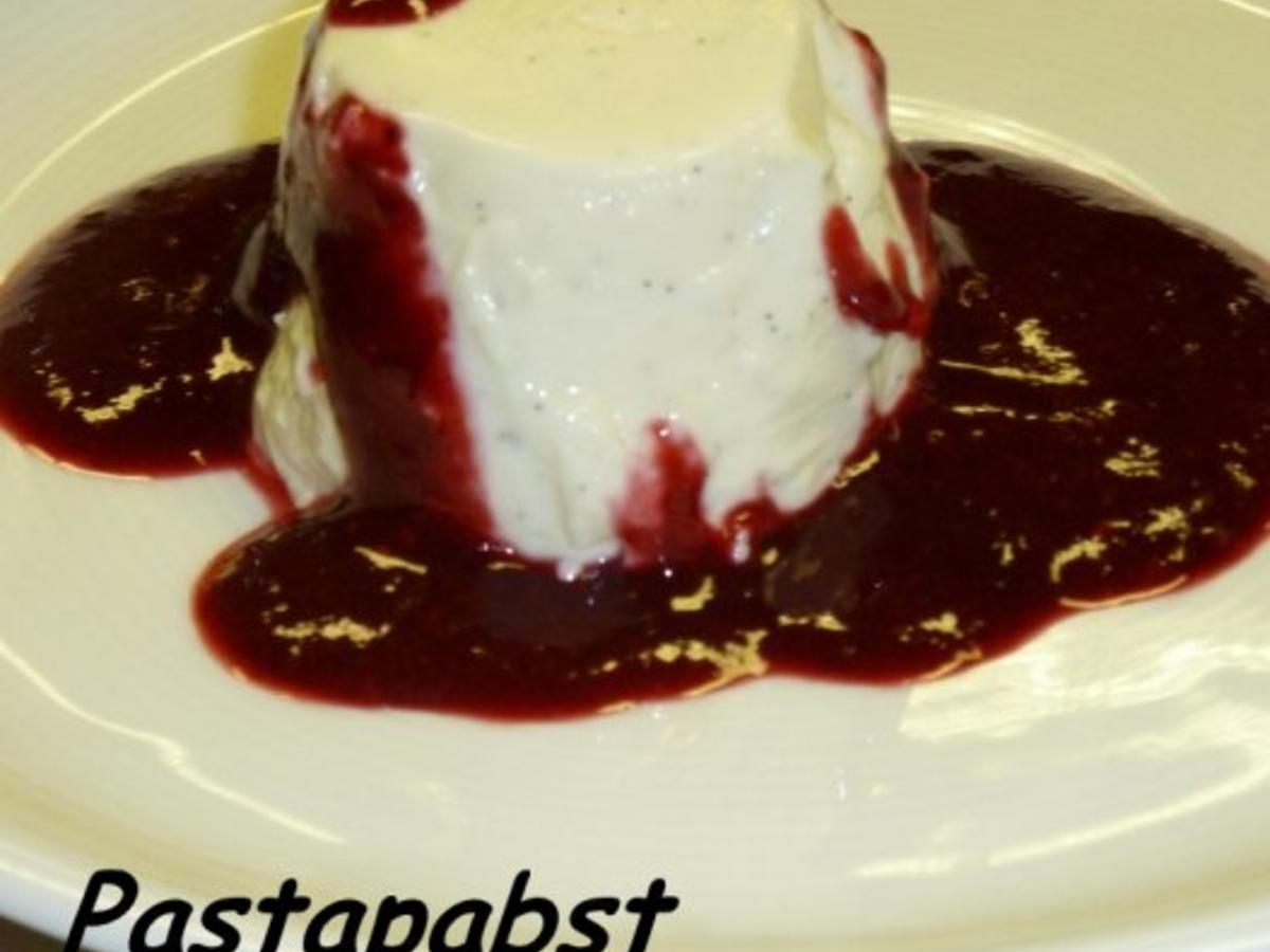 Lavendel Panna Cotta mit Beeren Sauce - einfach - von Pastapabst