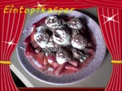 Basilikumcreme mit Erdbeeren a´la Jörg und Kakaosahne - Rezept