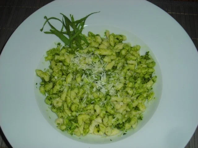 Kartoffelspätzle mit Bärlauchpesto - Rezept