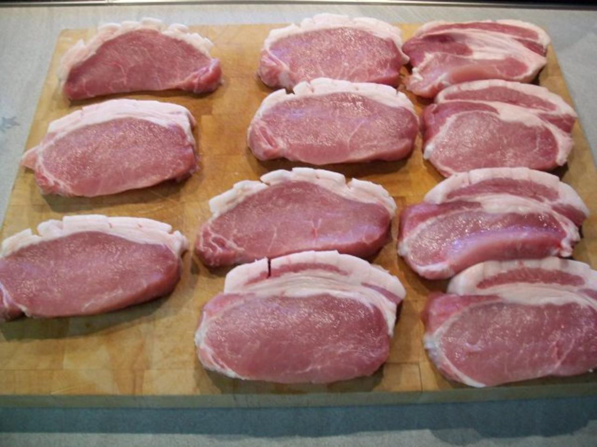 Mangalica Rückensteak/ karamellisierter Spargel/ Kartoffelkrapfen - von ...