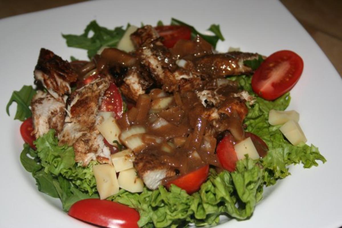 knackiger Salat mit Putenbrustfilet mit Balsamico-Dijon-Senf-Dressing - Rezept - Bild Nr. 4