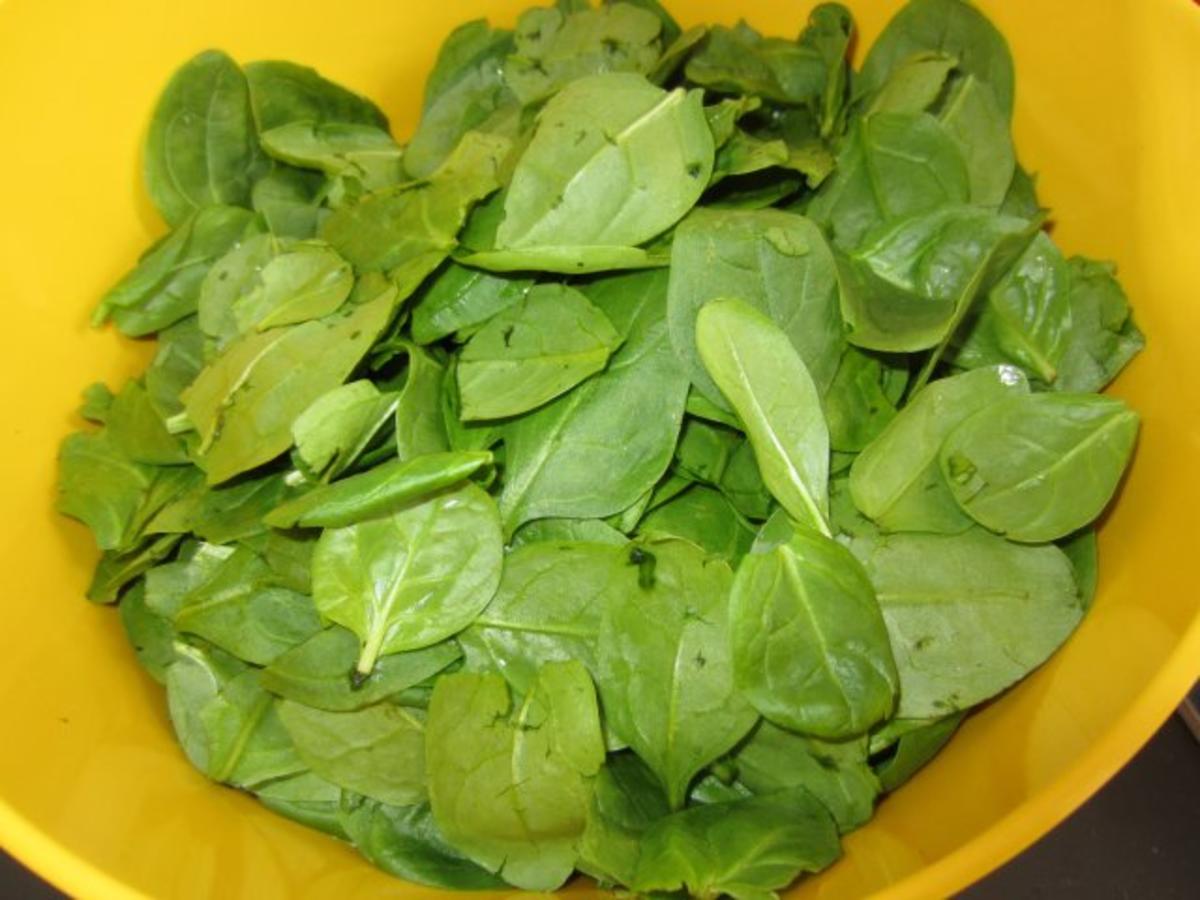 Indische Garnelen Spinat Pfanne mit Basmati Reis - einfach - 75 kcal/100g Indische Garnelen Spinat Pfanne mit Basmati Reis - einfach - 75 kcal/100g