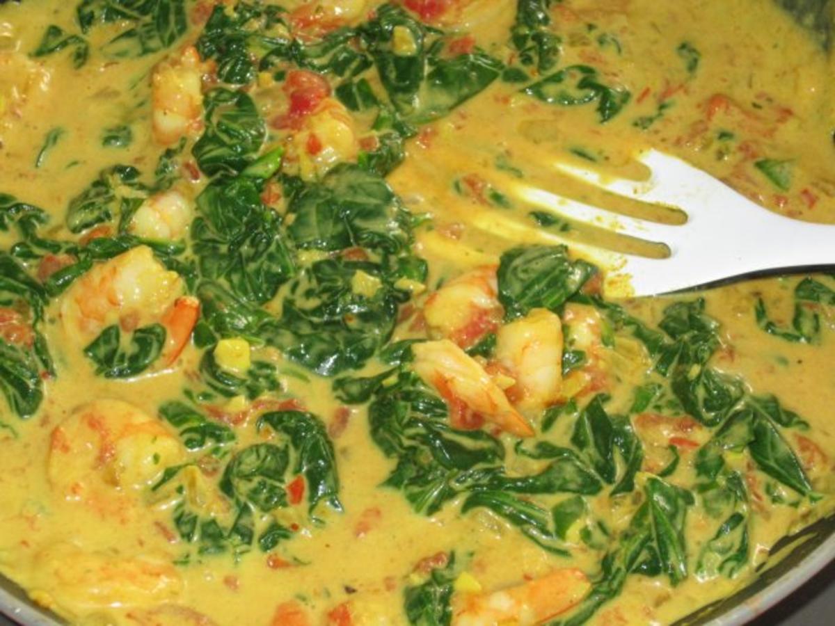 Indische Garnelen Spinat Pfanne mit Basmati Reis - einfach - 75 kcal/100g