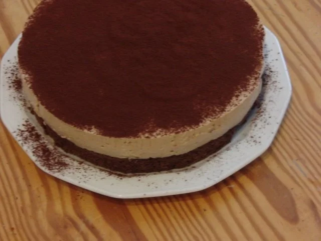 Espressotorte mit Schokobiskuit - Rezept