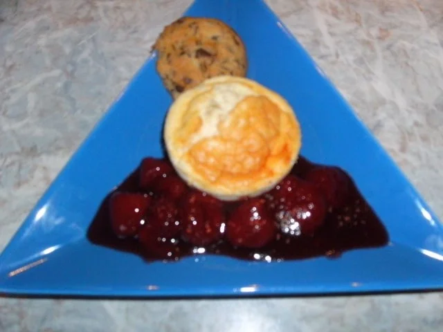 Rezept: Bananen-Soufflé mit Erdbeer-Kompott Bananen-Soufflé mit Erdbeer-Kompott - Rezept