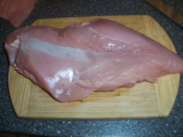 Putenroulade gefüllt mit Lauchcreme und Hackfleisch, dazu Zwiebelgemüse - Rezept - Bild Nr. 2