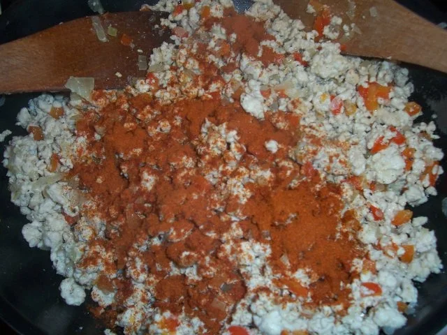 Putenroulade gefüllt mit Lauchcreme und Hackfleisch, dazu Zwiebelgemüse - Rezept - Bild Nr. 5