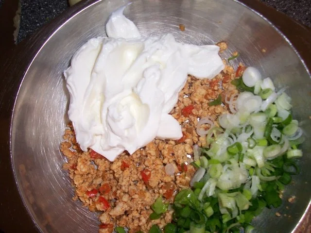 Putenroulade gefüllt mit Lauchcreme und Hackfleisch, dazu Zwiebelgemüse - Rezept - Bild Nr. 7