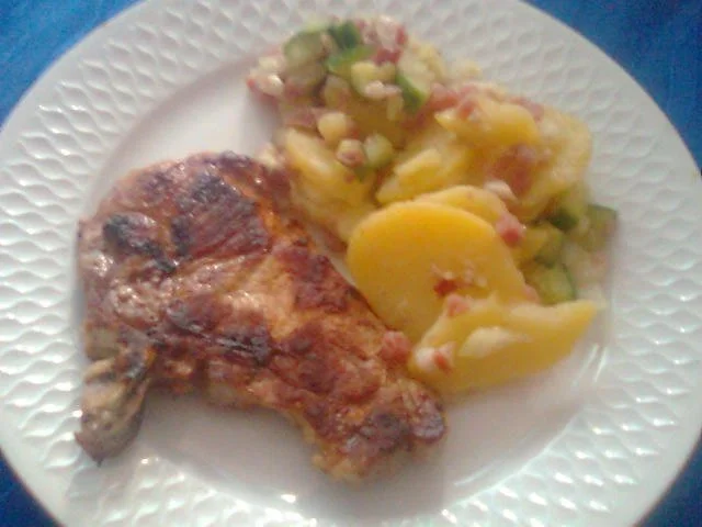 Rezept: Kotelett mit Kartoffelsalat Bild Nr. 2 Kotelett mit Kartoffelsalat - Rezept - Bild Nr. 2