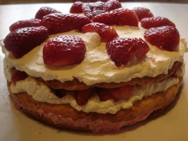 Kleine Erdbeertorte - Rezept