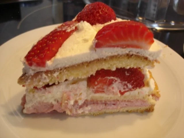 Kleine Erdbeertorte - Rezept - Bild Nr. 27