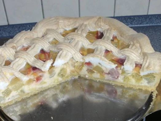 Rhabarber-Erdbeerkuchen mit Baiser - Rezept - Bild Nr. 6