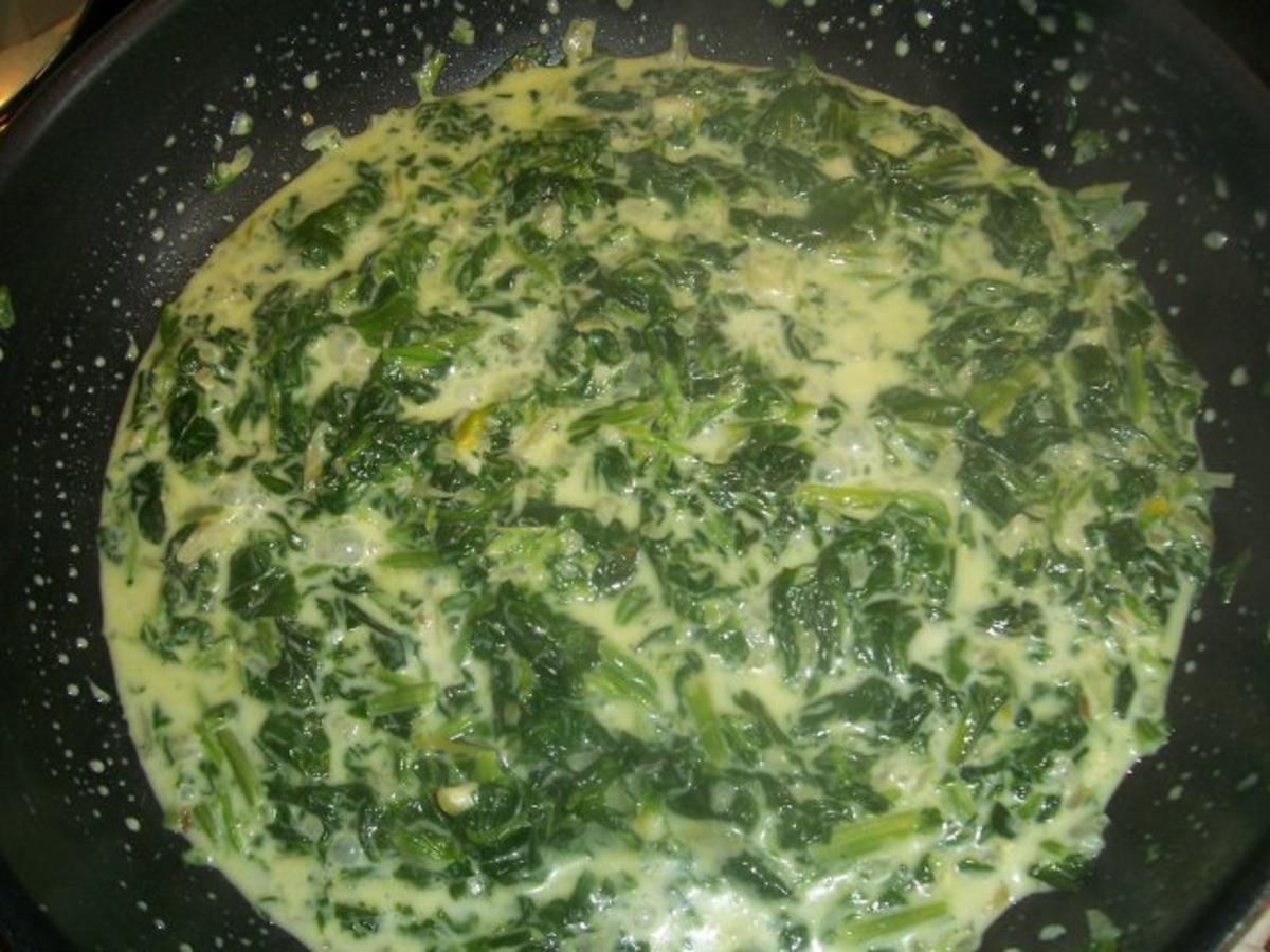 Hähnchenbrustfilet mit Parmesan-Käse-Knoblauch-Spinatfüllung, dazu Salat - Rezept - Bild Nr. 7