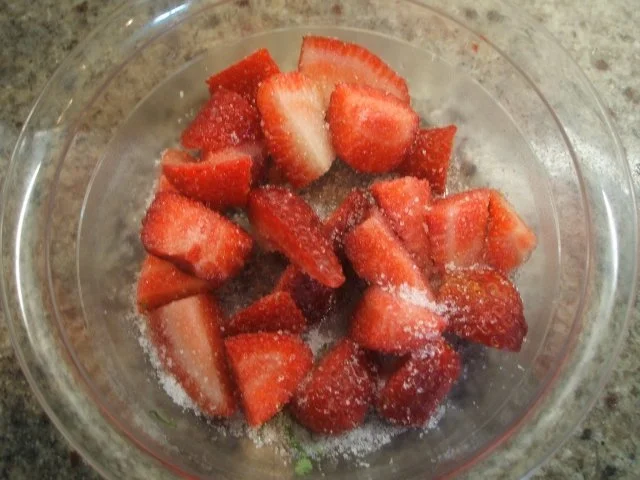 Dessert: Scharfe Schoko-Creme küsst Erdbeeren - Rezept - Bild Nr. 7