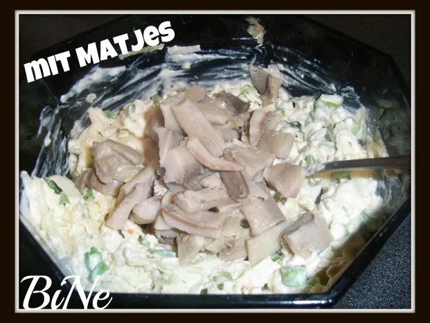 Rezept: BiNe` S MATJESSALAT Bild Nr. 4 BiNe` S MATJESSALAT - Rezept - Bild Nr. 4