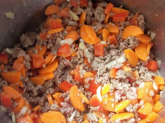 Fruchtiges Hack-Gemüse-Curry - Rezept - Bild Nr. 4