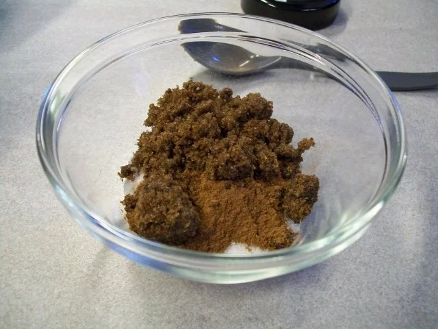 Rezept: Crumble von Rhabarber & Apfel Bild Nr. 3 Crumble von Rhabarber & Apfel - Rezept - Bild Nr. 3