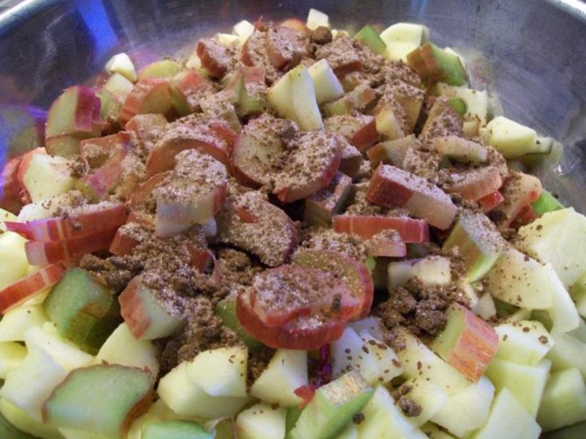 Crumble von Rhabarber &amp; Apfel - schnell &amp; einfach - von Bine69