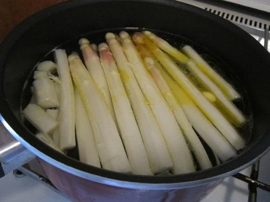 Rezept: Crevettenspiesse mit Spargeln Bild Nr. 3 Crevettenspiesse mit Spargeln - Rezept - Bild Nr. 3