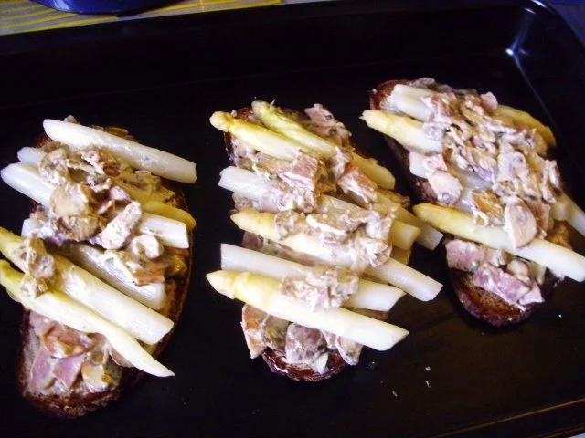 Spargelbrot überbacken - Rezept - Bild Nr. 2