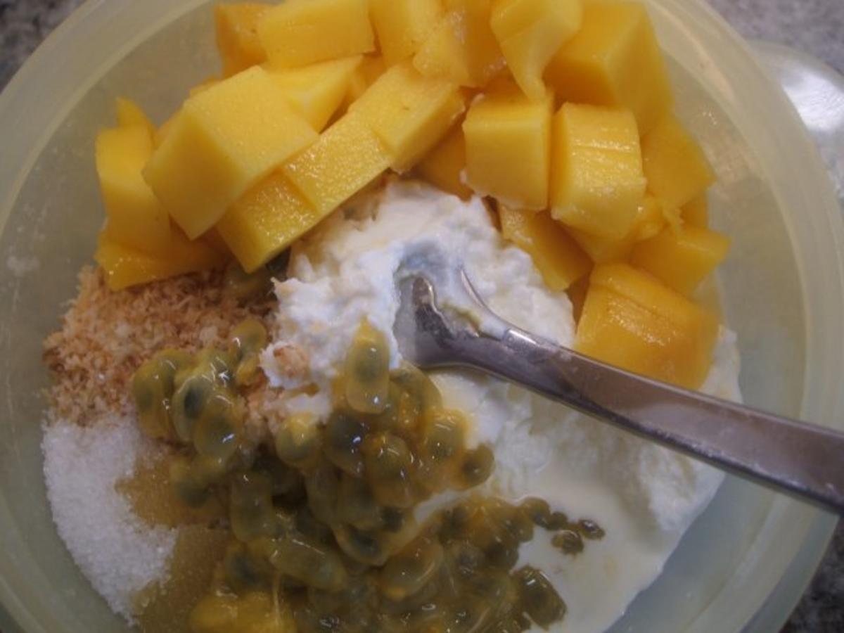 Dessert: Mango-Maracuja-Quark mit Kokos - Rezept - Bild Nr. 4