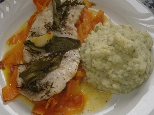 Rezept: Rotbarsch mit Zitronen-Thymian-Kartoffelpüree Rotbarsch mit Zitronen-Thymian-Kartoffelpüree - Rezept