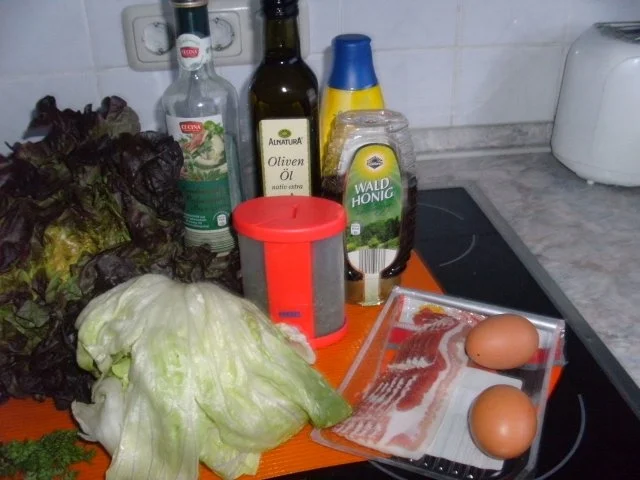 Rezept: Wiesensalate mit pochiertem Ei Bild Nr. 2 Wiesensalate mit pochiertem Ei - Rezept - Bild Nr. 2