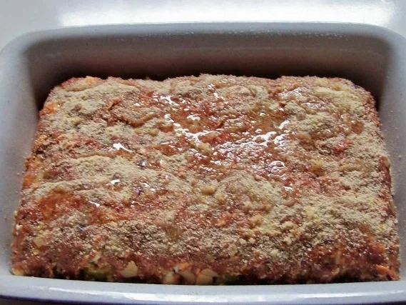 Geschichteter Hackbraten mit Paprika-Feta-Füllung - Rezept - Bild Nr. 7